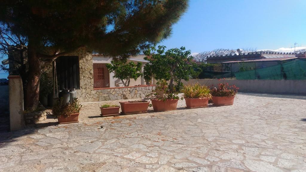 Appartamento Spiaggia Playa Castellammare del Golfo Luaran gambar