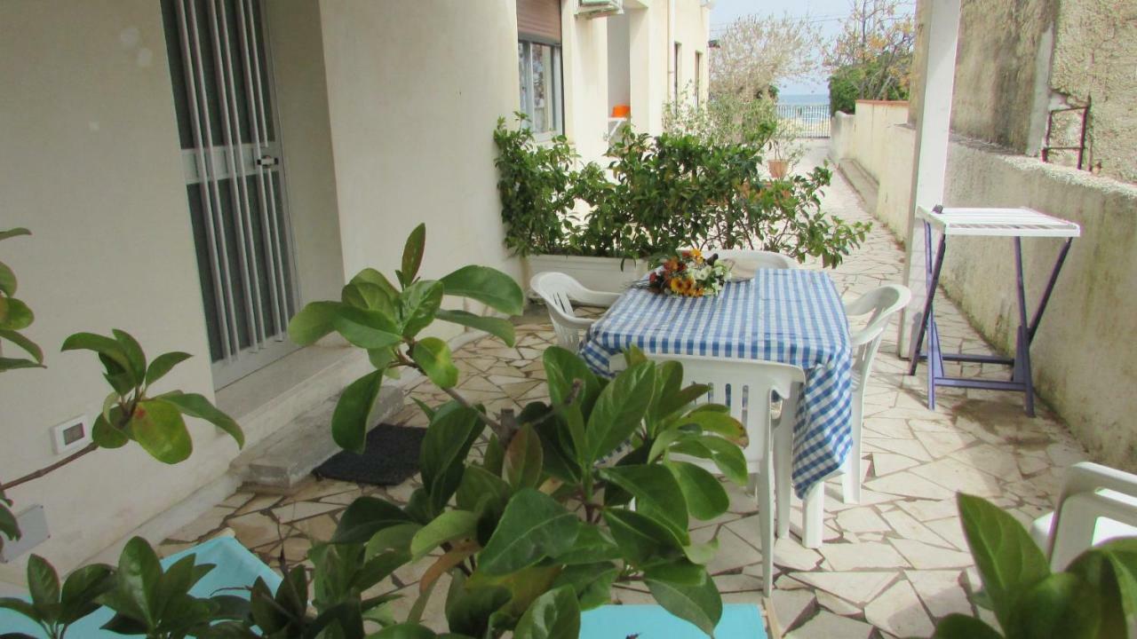 Appartamento Spiaggia Playa Castellammare del Golfo Luaran gambar