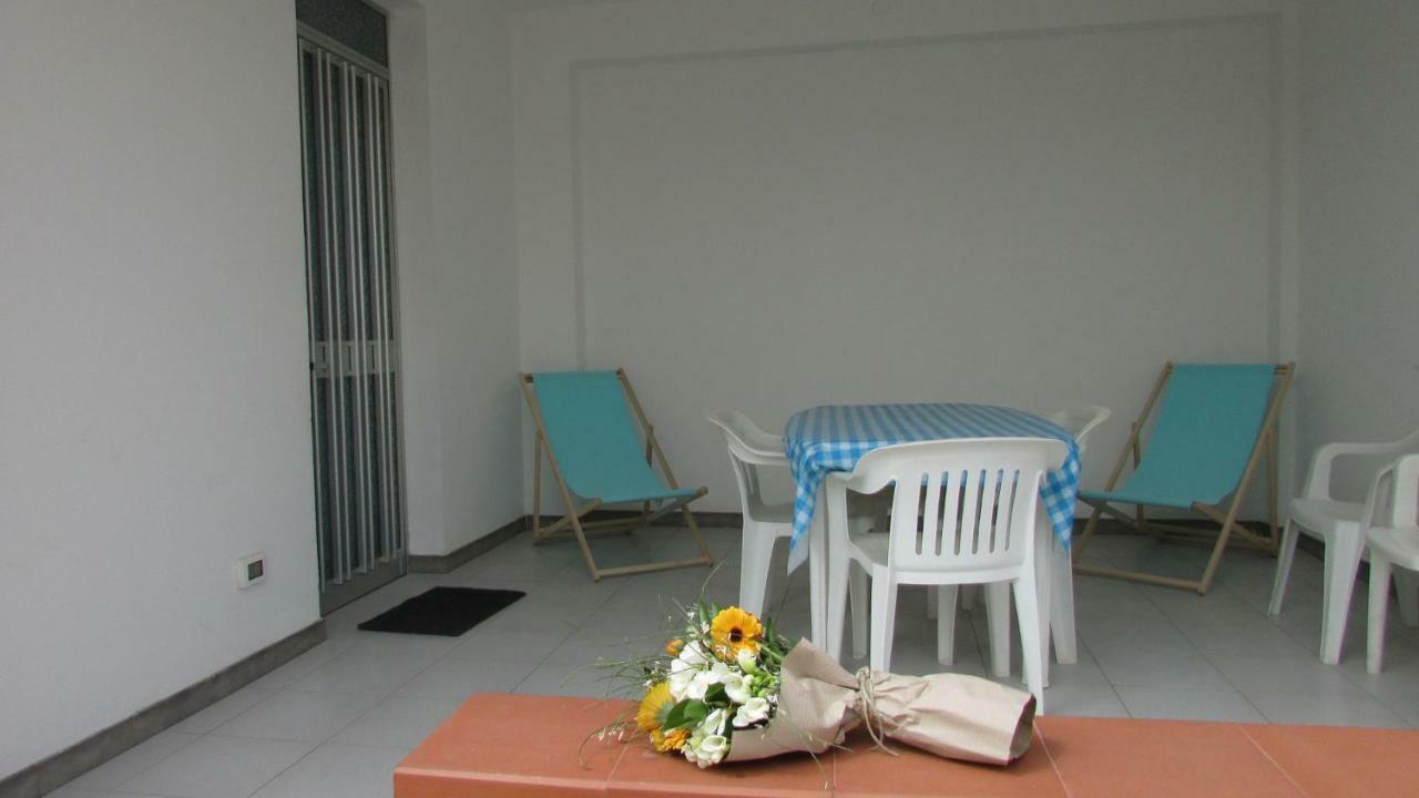 Appartamento Spiaggia Playa Castellammare del Golfo Luaran gambar